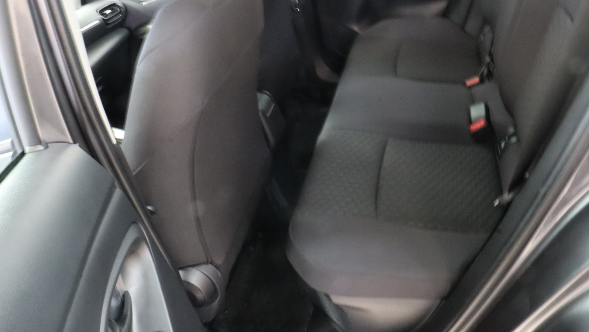 TOYOTA Yaris Cross 2025