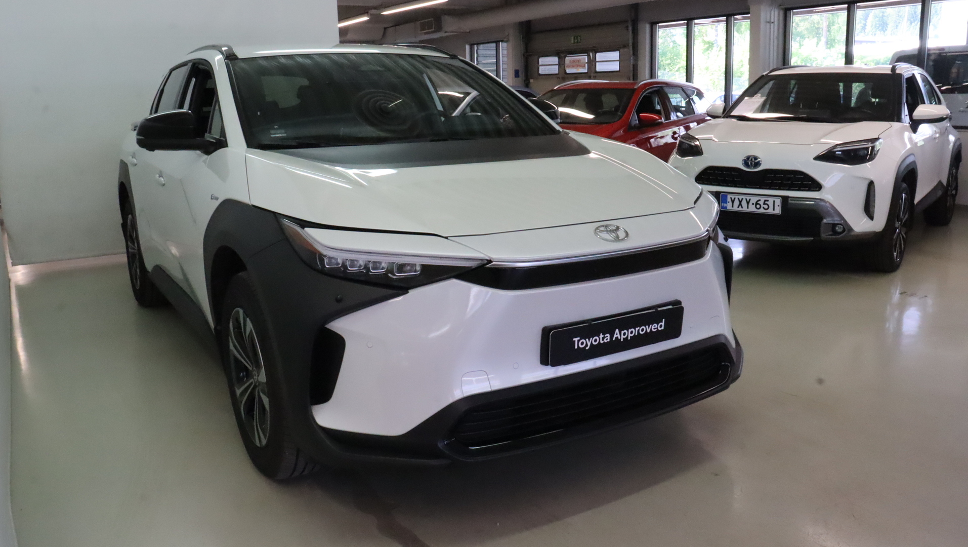 TOYOTA bZ4X 2025