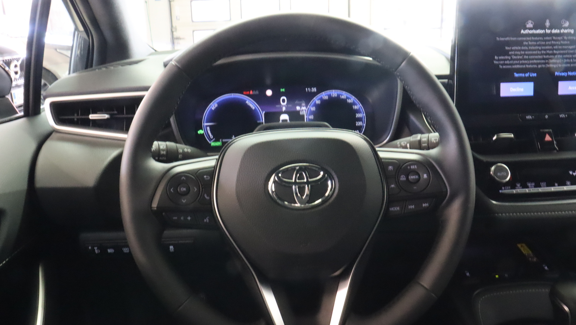 TOYOTA Corolla 2026