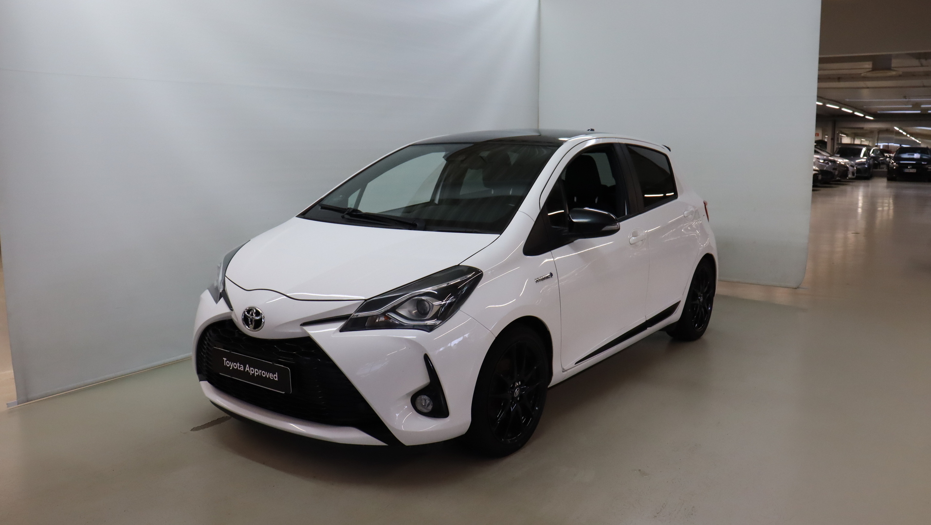 TOYOTA Yaris 2019