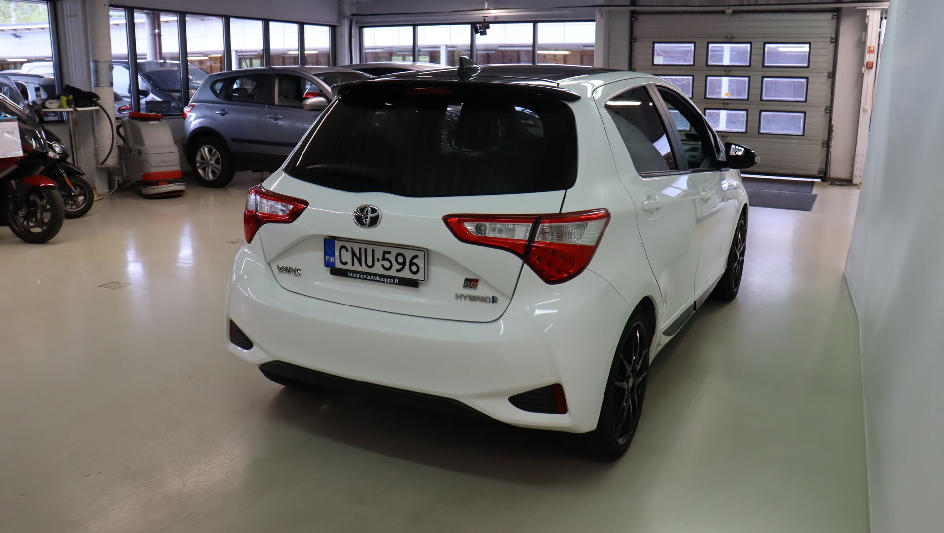TOYOTA Yaris 2019