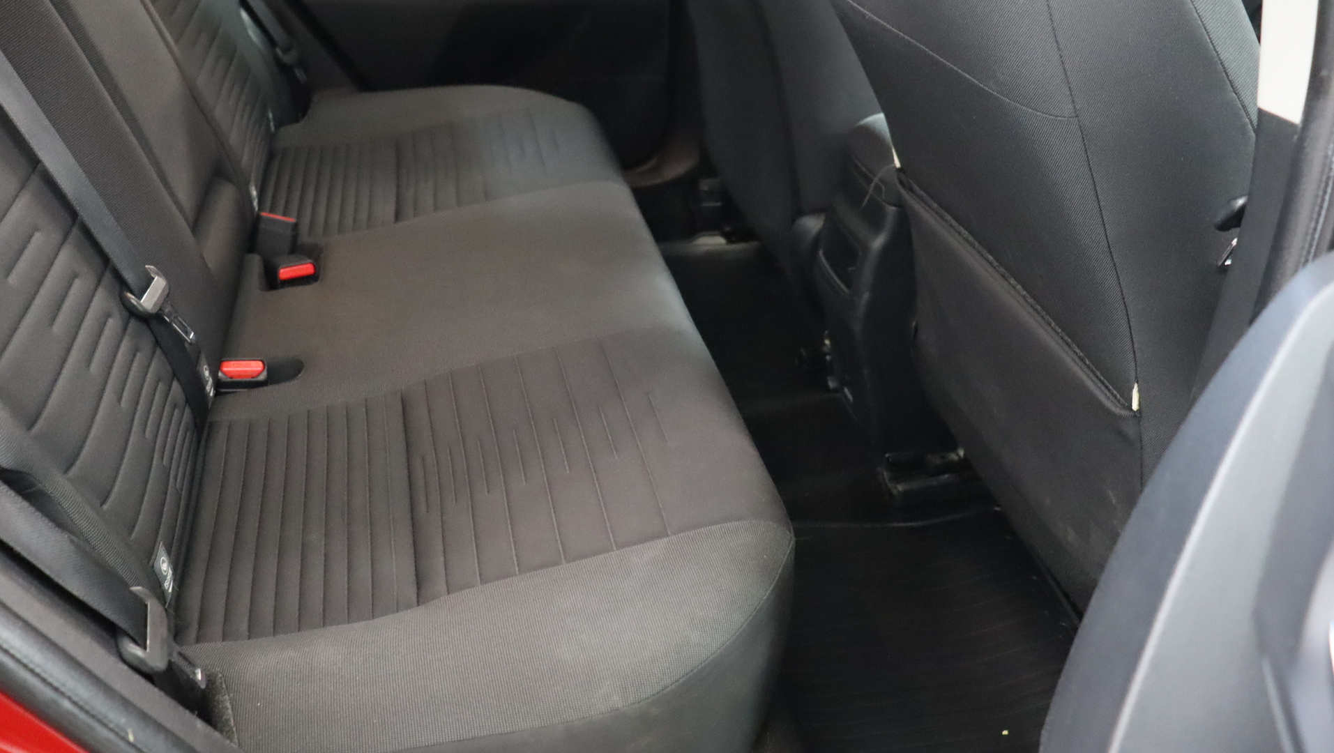 TOYOTA AURIS 2015