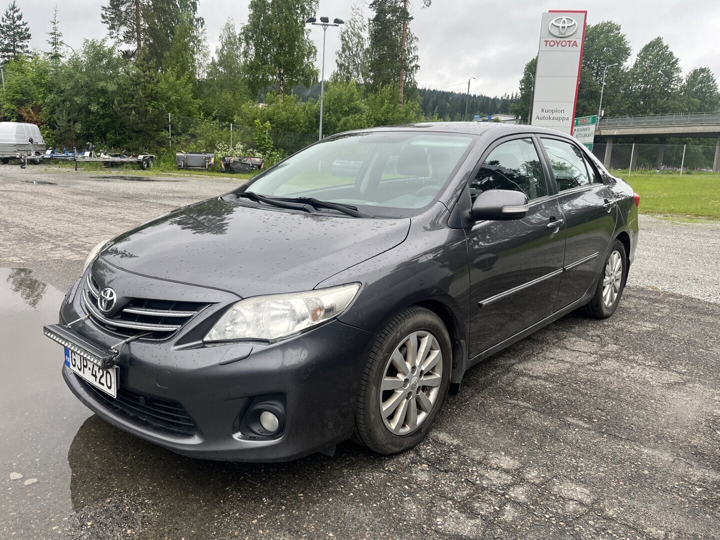 TOYOTA Corolla 2011