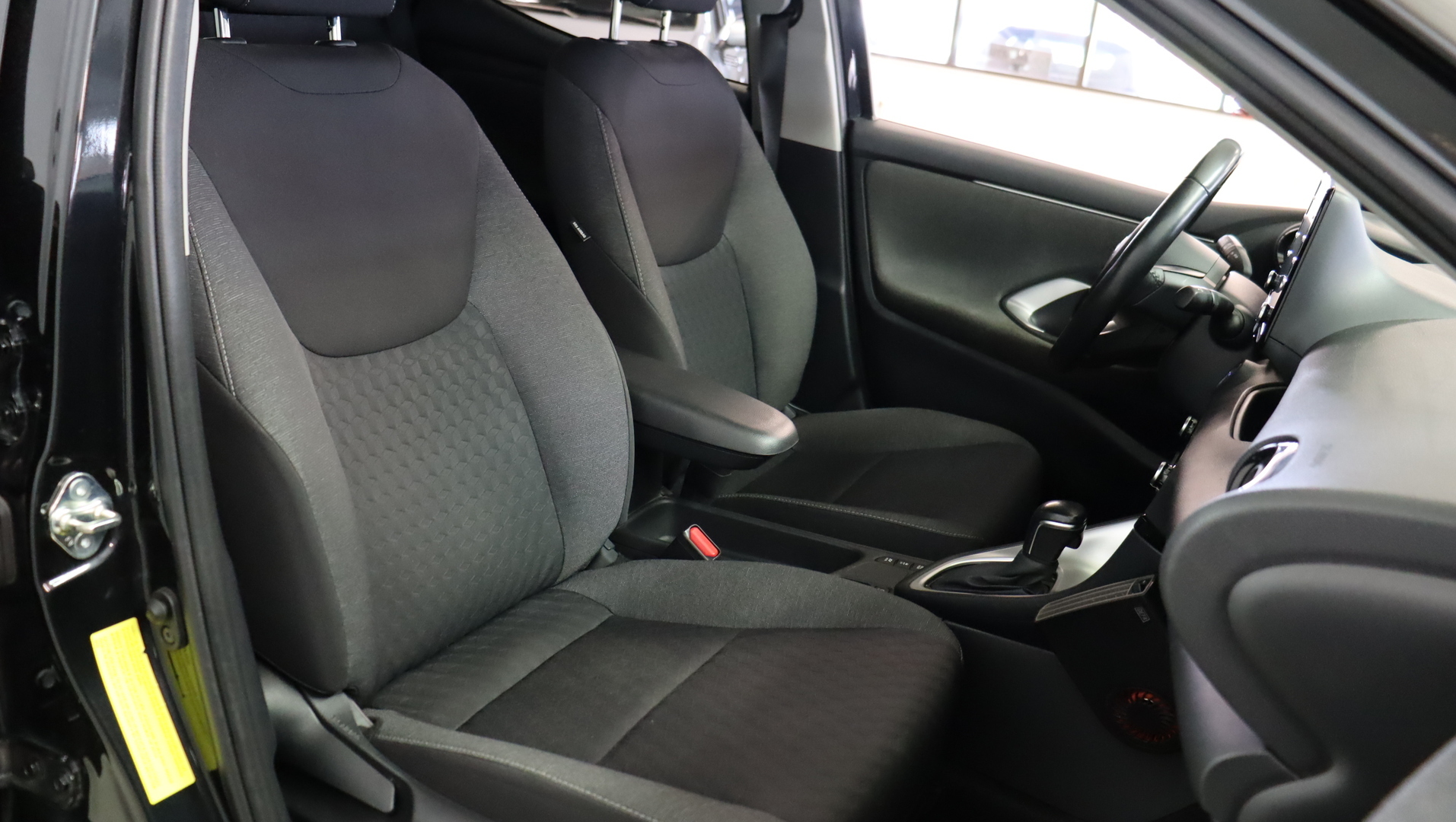 TOYOTA Yaris 2020