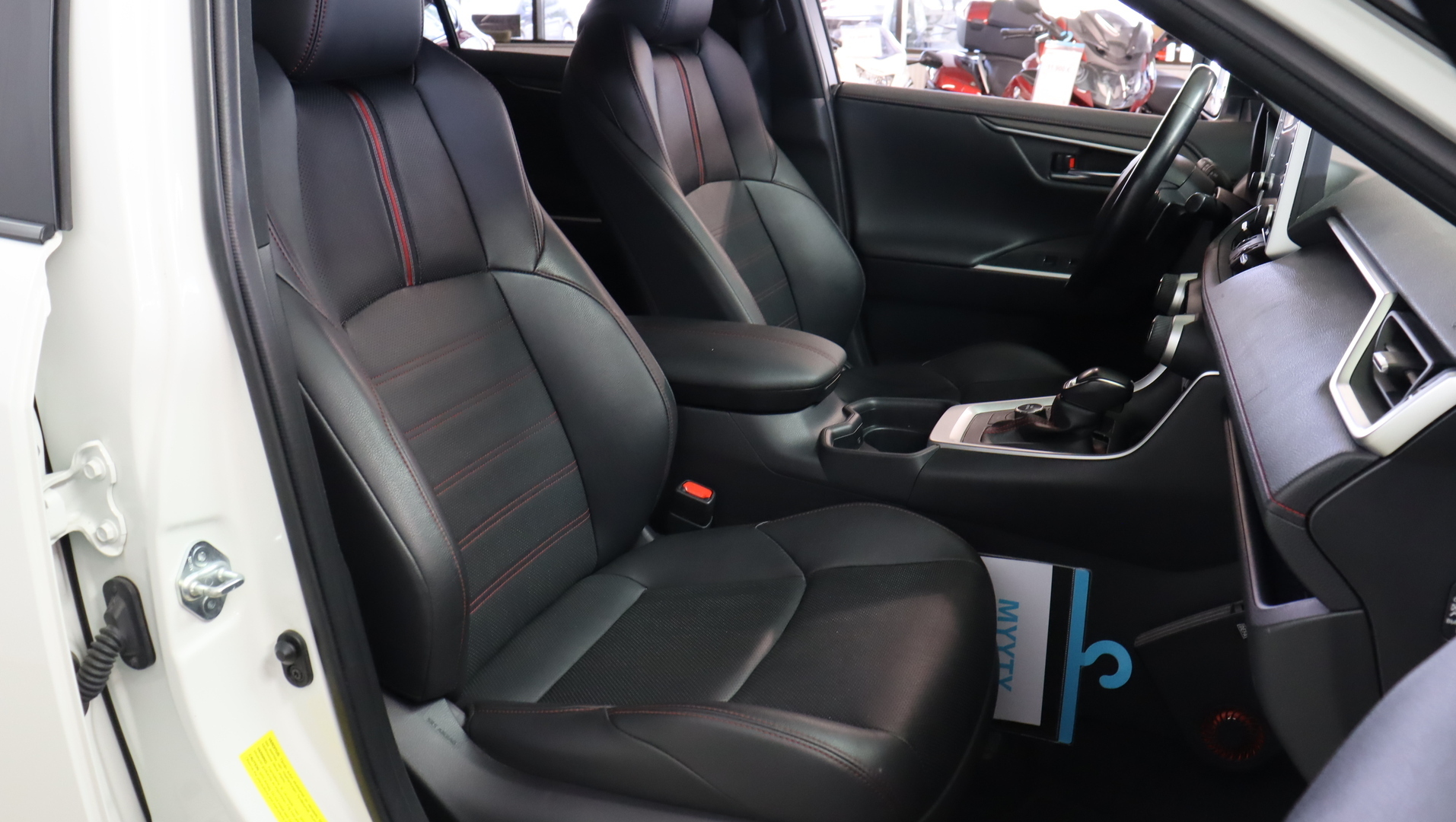 TOYOTA RAV4 Plug-in 2020