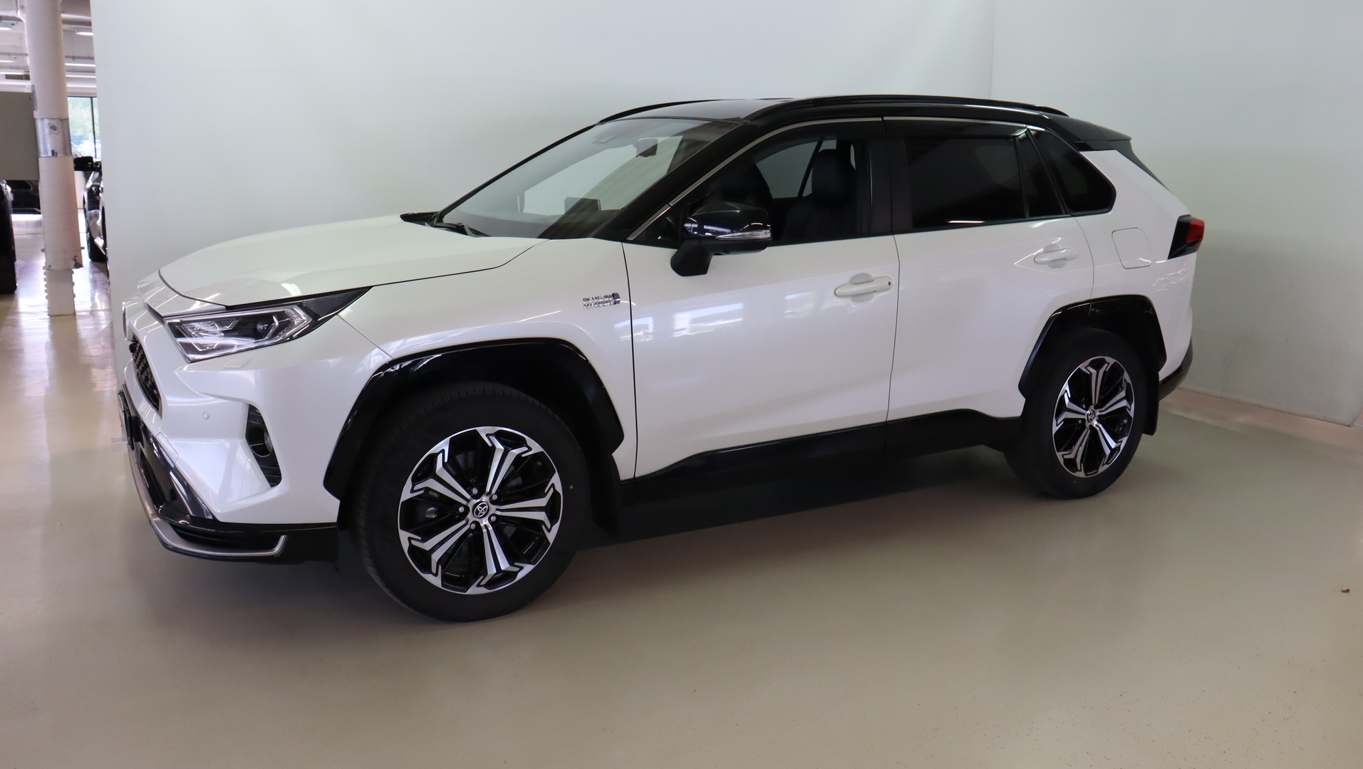 TOYOTA RAV4 Plug-in 2020