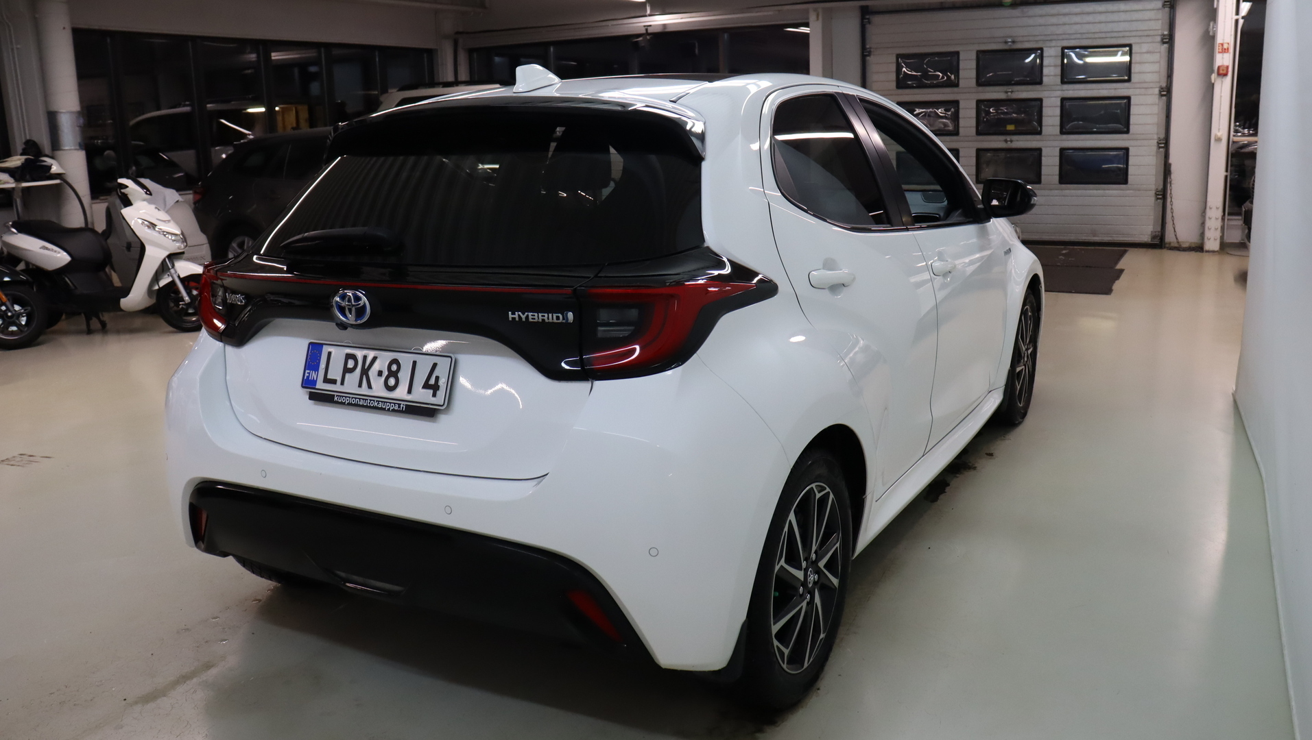 TOYOTA Yaris 2021