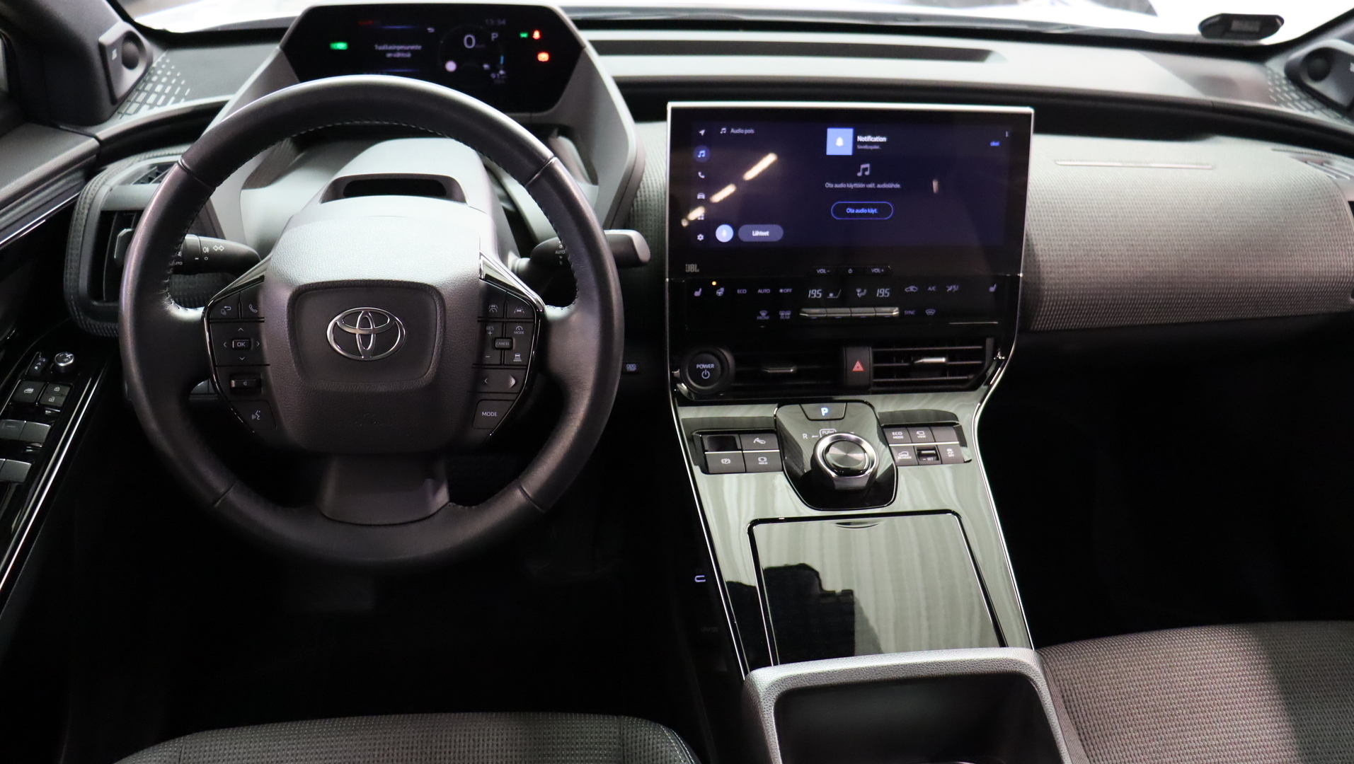 TOYOTA bZ4X 2022