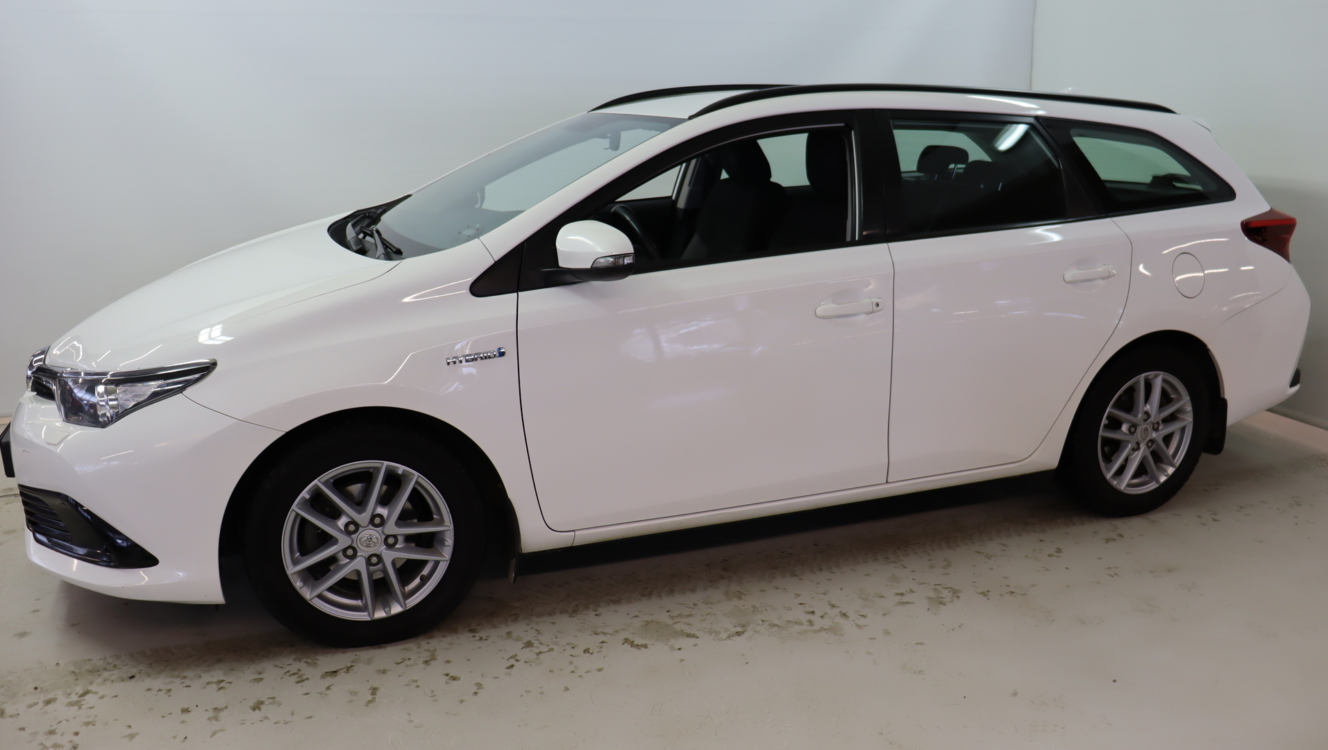 TOYOTA Auris 2017