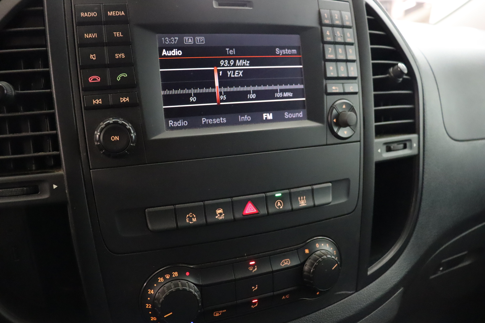 MERCEDES-BENZ VITO 2017