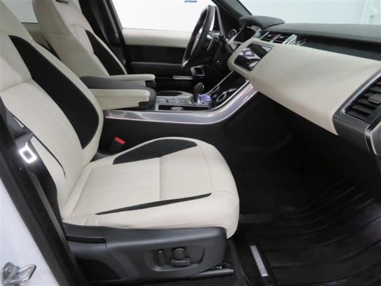 Land Rover Range Rover Sport P400e Plug-in Hybrid HSE Dynamic