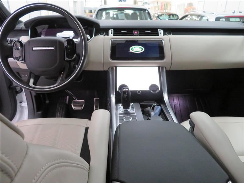 Land Rover Range Rover Sport P400e Plug-in Hybrid HSE Dynamic
