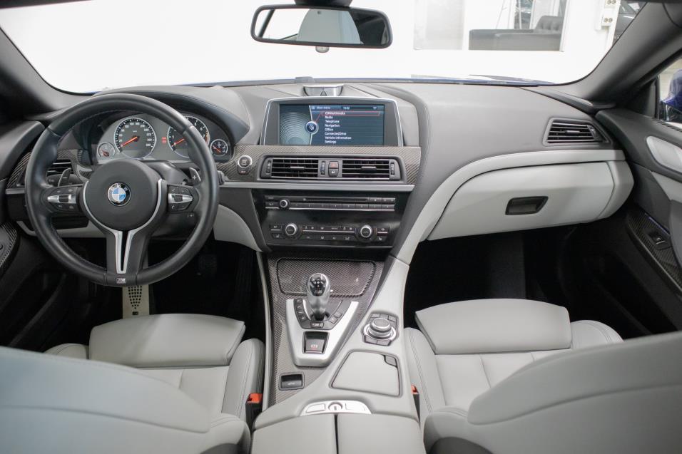 BMW M6 F12 Cabrio / B&O / HUD / Muistipenkit / Avaimeton sisäänkäynti / Soft Close / Surround view
