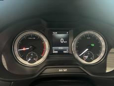Combi 1,0 TSI Ambition BusinessLine DSG Autom. Webasto kaukosäädöllä