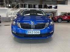 Combi 1,0 TSI Ambition BusinessLine DSG Autom. Webasto kaukosäädöllä