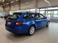 Combi 1,0 TSI Ambition BusinessLine DSG Autom. Webasto kaukosäädöllä