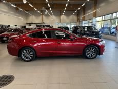 Sedan 2,0 (165) SKYACTIV-G Vision 6AT 4ov YQ1