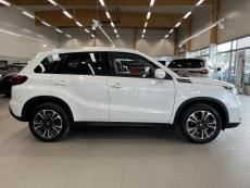 1,5 HYBRID 4WD GLX+SR 6AGS-autPanoramakatto / Navi / Adaptiivinen vakkari