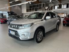 1,4 BOOSTERJET 4WD GL+ 6AT HYBRID Vetokoukku / Adaptiivinen vakkari / Parkkikamera