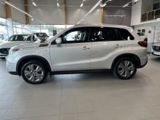 1,4 BOOSTERJET 4WD GL+ 6AT HYBRID Vetokoukku / Adaptiivinen vakkari / Parkkikamera