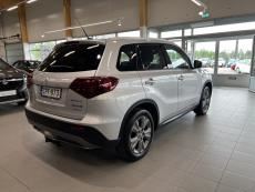 1,4 BOOSTERJET 4WD GL+ 6AT HYBRID Vetokoukku / Adaptiivinen vakkari / Parkkikamera