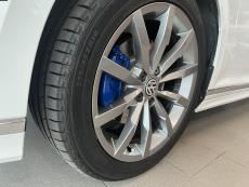 Variant R-Line 2,0 TDI SCR 140 kW 4MOTION DSG-automaatti Facelift 2020 malli /  Webasto kaukosäätö