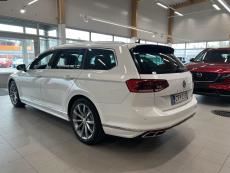 Variant R-Line 2,0 TDI SCR 140 kW 4MOTION DSG-automaatti Facelift 2020 malli /  Webasto kaukosäätö