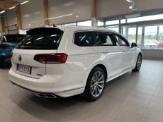 Variant R-Line 2,0 TDI SCR 140 kW 4MOTION DSG-automaatti Facelift 2020 malli /  Webasto kaukosäätö