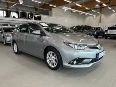 Touring Sports 1,8 Hybrid Active