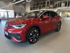 Pro Performance Business 150 kW, akku 77 kWh Suomiauto / Panoramakatto / HUD / Subwoofer