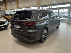 Homura Plus 2.5 PHEV 8AT Captain Seat / Juuri huollettu / Huippuvarusteet / 2 x Renkaat