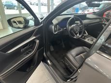 Homura Plus 2.5 PHEV 8AT Captain Seat / Juuri huollettu / Huippuvarusteet / 2 x Renkaat