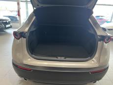 2,5 M Hybrid e-Skyactiv G Centre-line AT 140hv Talvirenkaat 0€ / Lämpöpaketti 0€