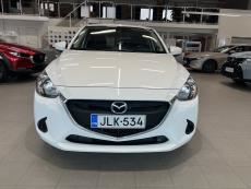 5HB 1,5 (90) SKYACTIV-G Optimum 6AT AM2O Peruutuskamera / Navigointi