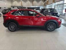 2,0 (150hv) M Hybrid e-Skyactiv-G Vision Plus Business AT Peruutuskamera / HUD / Adaptiivinen vakkar