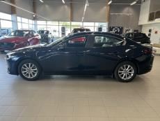 Sedan 2,0 (122 hv) SKYACTIV-G Vision Plus Business AT KL2Y Adaptiivinen vakkari / Navi / HUD
