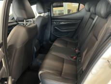 Hatchback 2.5 M Hybrid e-Skyactiv G Takumi AT 140hv Huippuvarusteet!! / Nahkasisusta / Boseaudio