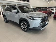 2.0 Hybrid AWD-i Launch Edition Sähköinen takaluukku / Adaptiivinen vakkari / Langaston latausalusta