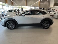 2,0 (150hv) M Hybrid Skyactiv-G Vision MT HUD / Adaptiivinen vakkari / Parkkitutka