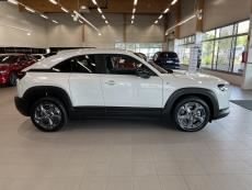 e-Skyactiv R-EV Exclusive-Line Plug-in-Hybrid
