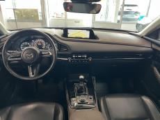 AWD 2,0 M Hybrid Skyactiv-X Elegance Business MT Black Leather Boseaudio / Nahkasisusta / Vetokoukku
