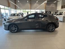 Hatchback 2.5 M Hybrid e-Skyactiv G Centre-line AT 140hv Talvirenkaat 0€ / Lämpöpaketti 0€