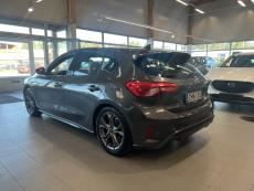 1,0 EcoBoost 125hv M6 ST-Line 5-ovinen Jakohihna vaihdettu 10/2025!!!