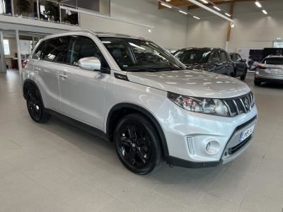 Suzuki Vitara 1,4 BOOSTERJET 4WD S 6AT Neliveto / Vetokoukku / Navi