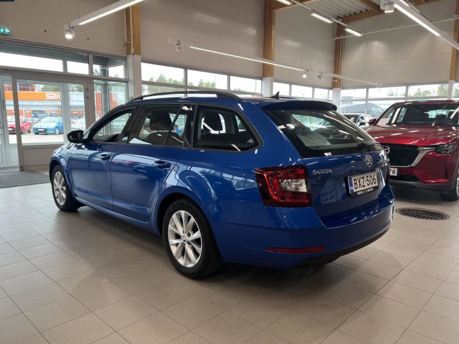 Combi 1,0 TSI Ambition BusinessLine DSG Autom. Webasto kaukosäädöllä
