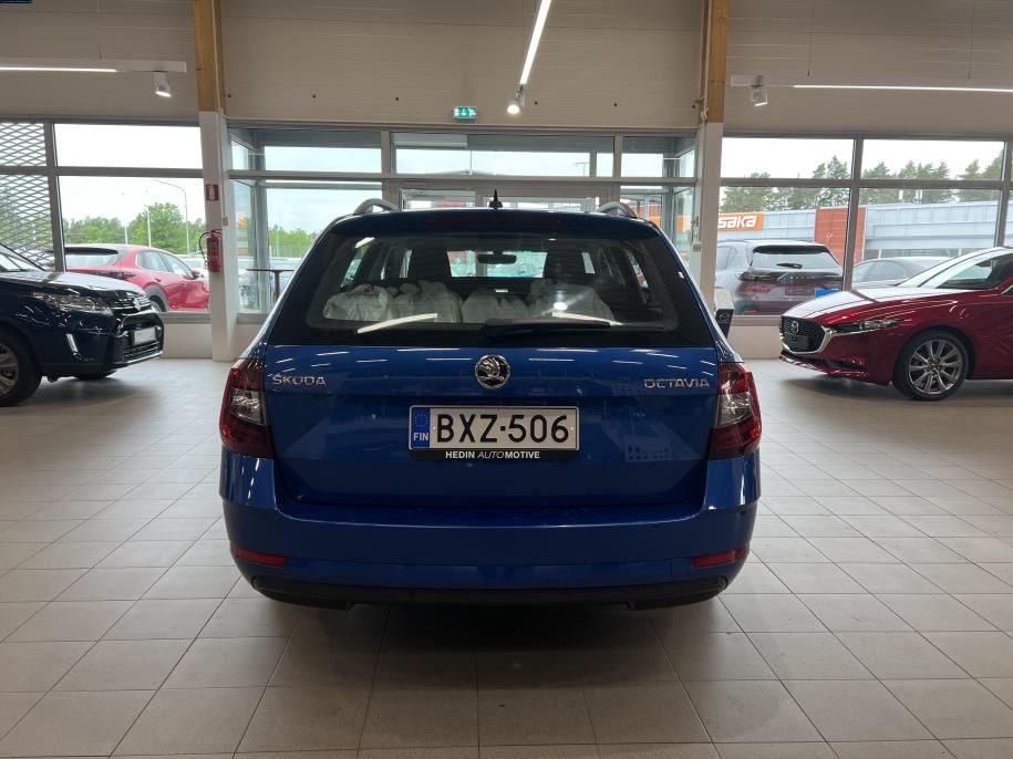 Combi 1,0 TSI Ambition BusinessLine DSG Autom. Webasto kaukosäädöllä
