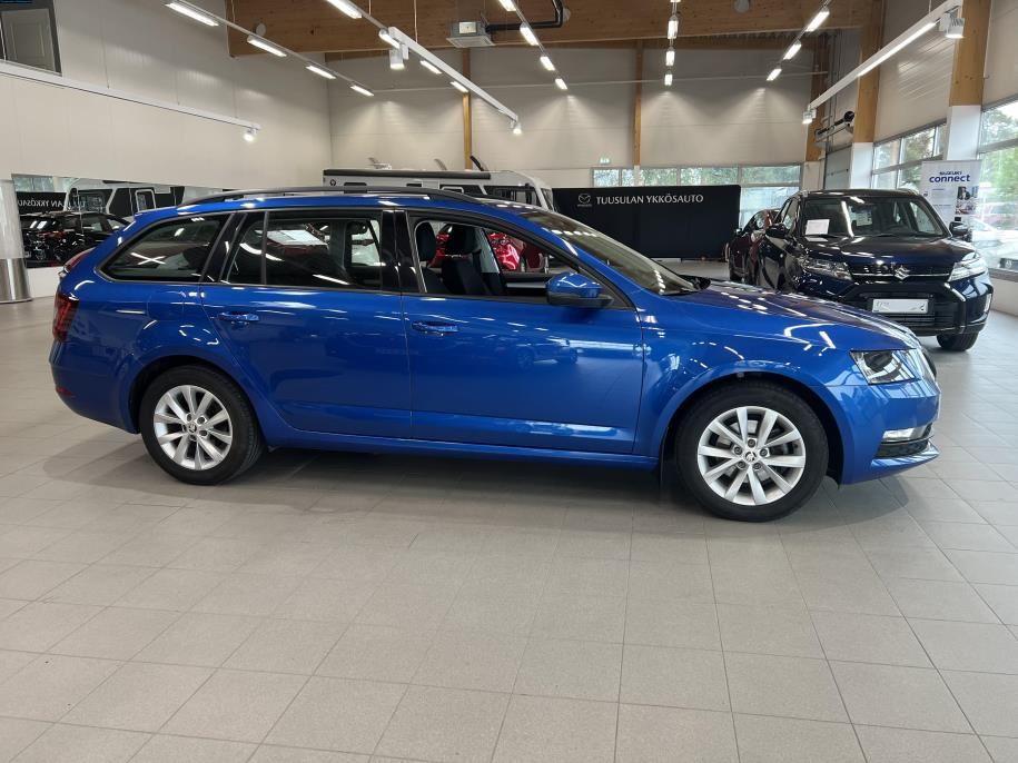 Combi 1,0 TSI Ambition BusinessLine DSG Autom. Webasto kaukosäädöllä