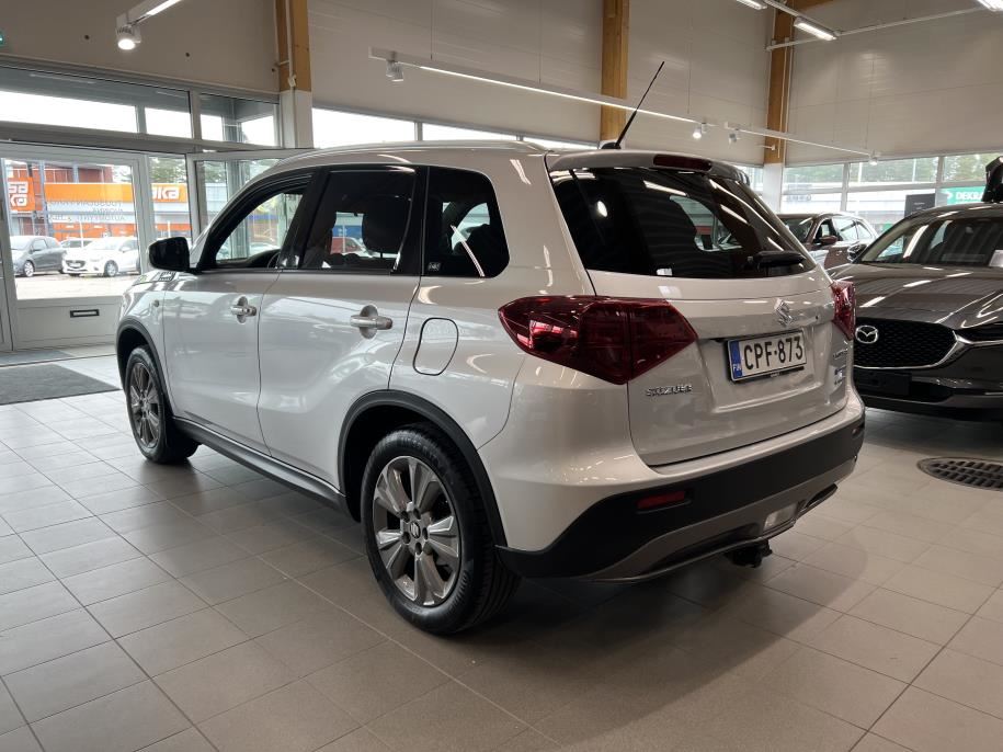 1,4 BOOSTERJET 4WD GL+ 6AT HYBRID Vetokoukku / Adaptiivinen vakkari / Parkkikamera