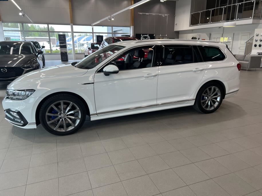 Variant R-Line 2,0 TDI SCR 140 kW 4MOTION DSG-automaatti Facelift 2020 malli /  Webasto kaukosäätö