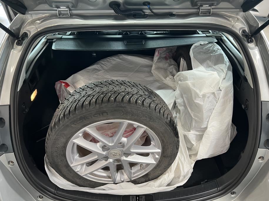 Touring Sports 1,8 Hybrid Active
